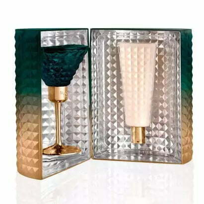 ПОДАРОЧНЫЙ НАБОР (ПАРФЮМИРОВАННАЯ ВОДА + ЛОСЬОН ДЛЯ ТЕЛА) PEPE JEANS CELEBRATE FOR HER GIFT SET 80ml